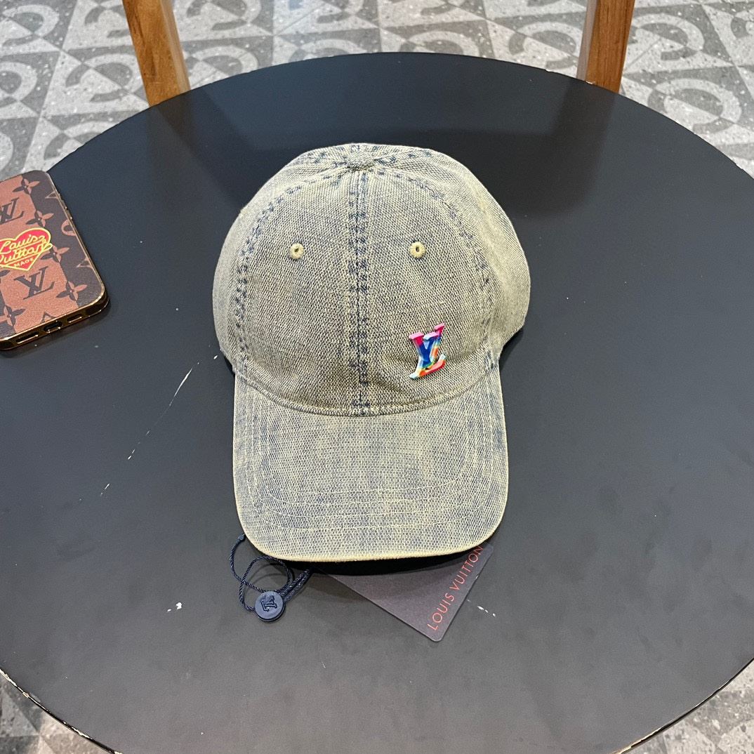 Louis Vuitton Caps